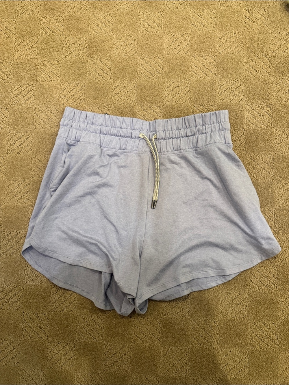 Vuori Lavender Athletic Lounge Shorts with Drawstring